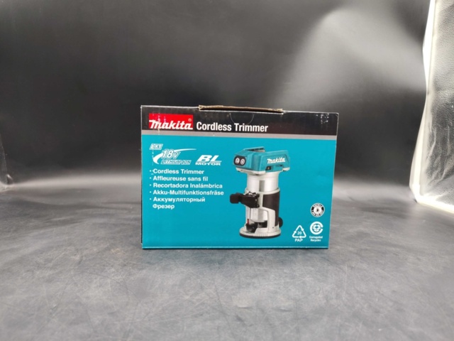 1540970-2 Multifräs - Makita, 18V LXT, kolborstfri motor