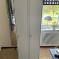 1473452-1 2 st. omklädningsskåp