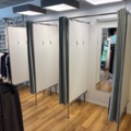 1447171-11 Butiksinredning från klädbutik
