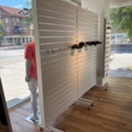 1447171-20 Butiksinredning från klädbutik