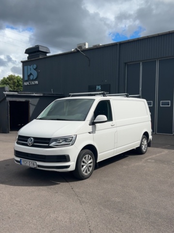1427861-4 Volkswagen Transporter T30 2.0 TDI BMT DSG Sekventiell, 2019, 22371km