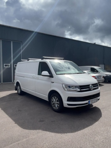 1427861-11 Volkswagen Transporter T30 2.0 TDI BMT DSG Sekventiell, 2019, 22371km