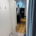 1447171-28 Butiksinredning från klädbutik