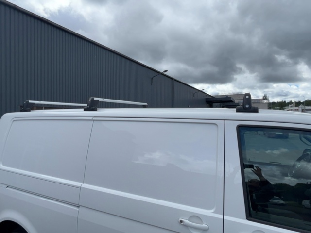 1427861-24 Volkswagen Transporter T30 2.0 TDI BMT DSG Sekventiell, 2019, 22371km