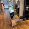 1447171-29 Butiksinredning från klädbutik