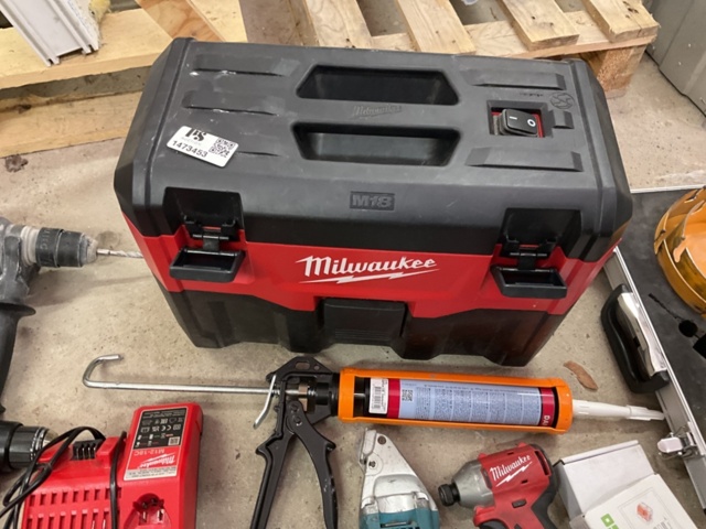1473453-10 Diverse handverktyg - Miluwaukee mm
