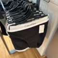 1447169-42 Parti med Dam / Herrkläder från klädbutik