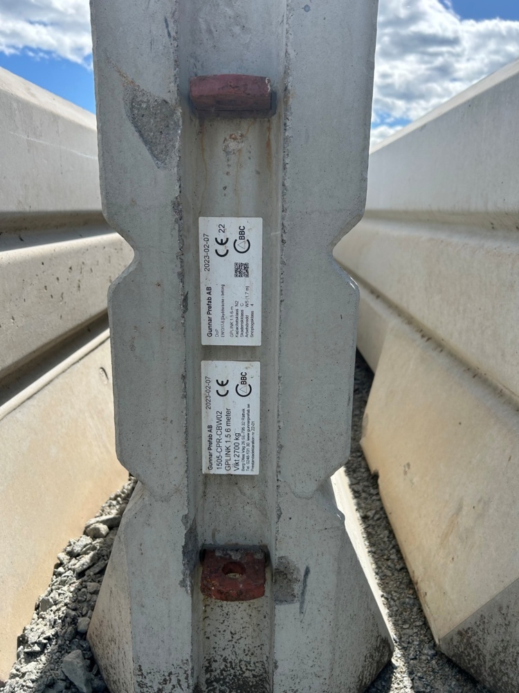 1541299-2 GPLINK concrete barriers from Gunnar Prefab – 190 meters