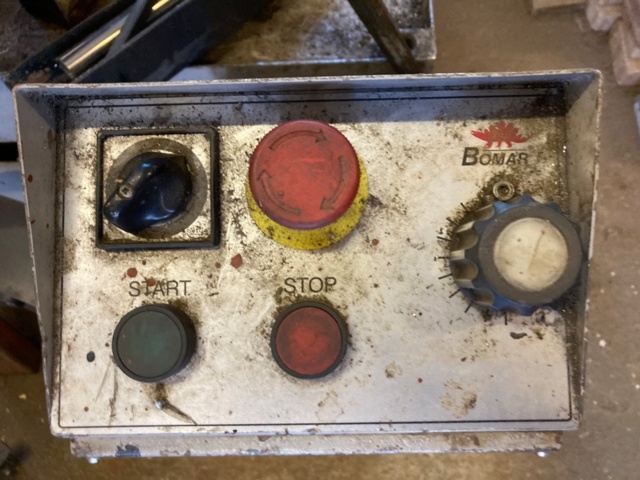1320419-6 Metallbandsåg Bomar STG230G