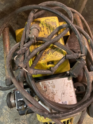 1320426-6 Bensin driven svets Esab KHD170H