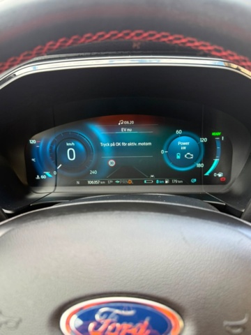 1534412-19 Ford Kuga Plug-In Hybrid E-CVT, 225hk, 2020