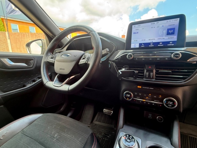 1534412-16 Ford Kuga Plug-In Hybrid E-CVT, 225hk, 2020