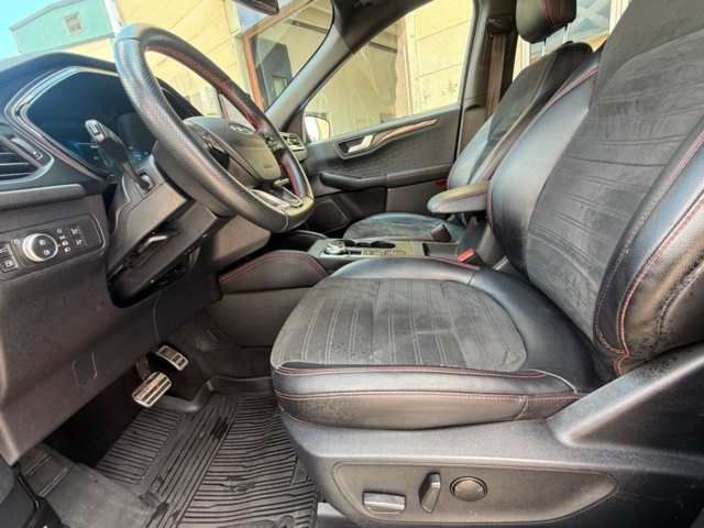 1534412-15 Ford Kuga Plug-In Hybrid E-CVT, 225hk, 2020