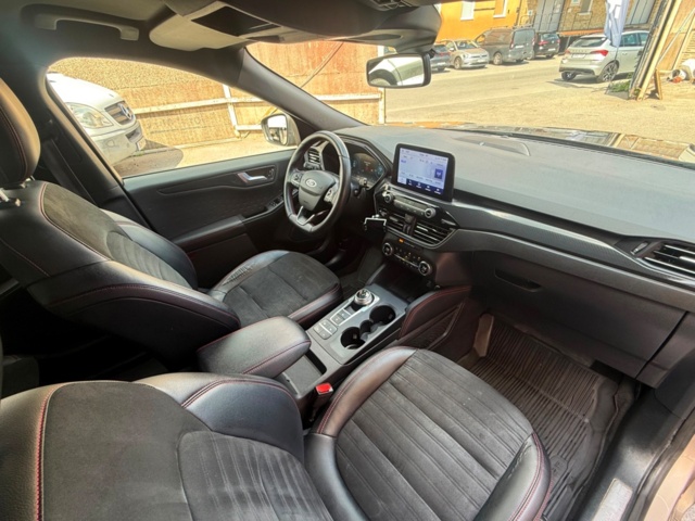 1534412-21 Ford Kuga Plug-In Hybrid E-CVT, 225hk, 2020