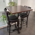 1533233-3 Samling med barstolar och bord - ca 30 enheter