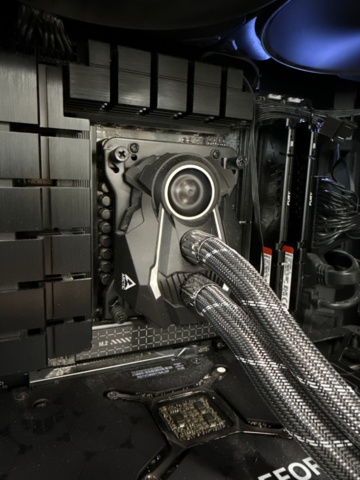 1529415-9 Stationär speldator - Fractal design