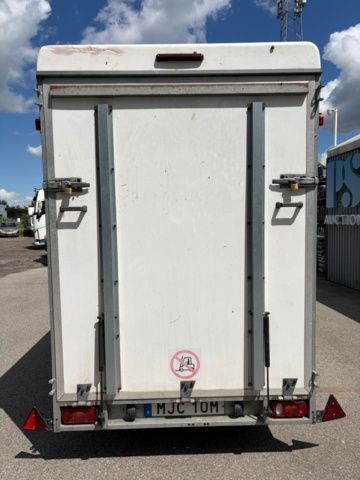 1368099-8 Skåpsläp - Brenderup CE100035R -2021