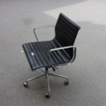1296000-1 Office chair