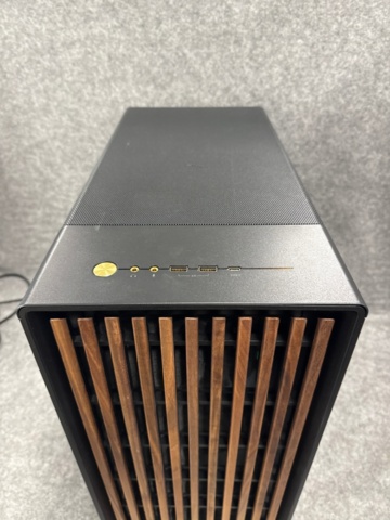 1529420-5 Stationär speldator - Fractal Design
