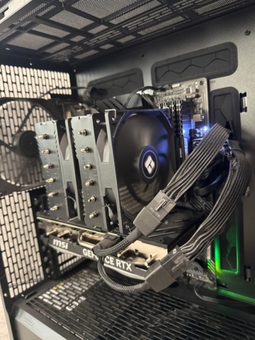 1529420-11 Stationär speldator - Fractal Design
