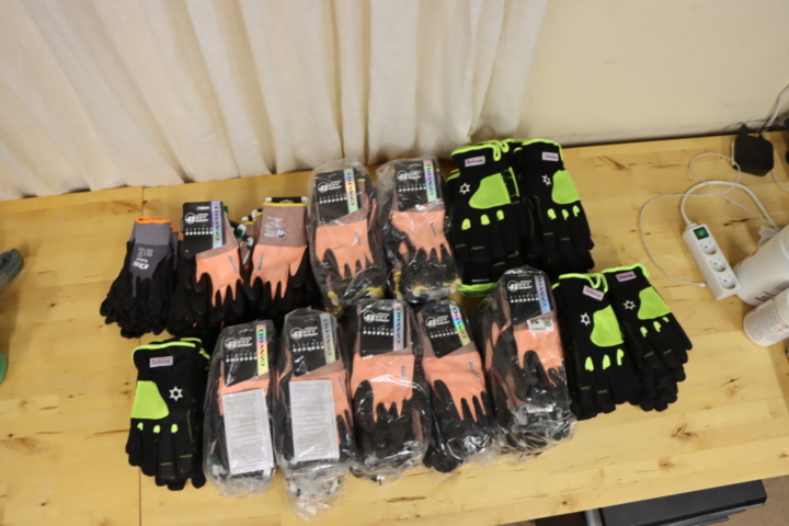 1296002-4 100 pairs of work gloves