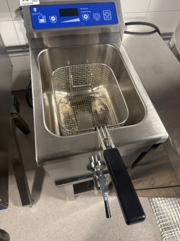 1533248-4 Fritös med underrede - Royal Catering RCIF-10EB -2024