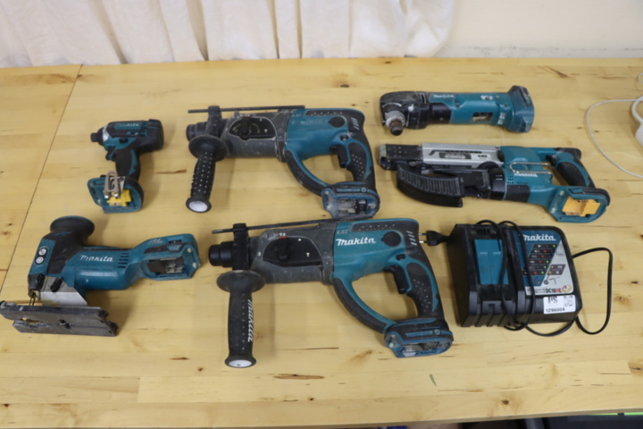 1296004-1 6 Makita power tools