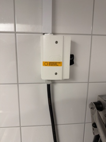 1533259-9 Diskstation med diskmaskin, in- och utbänk samt tillbehör - Wexiödisk WD-6