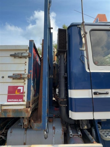 1529761-53 Flatbed truck - Scania T143 HL 6X2 46 -1990