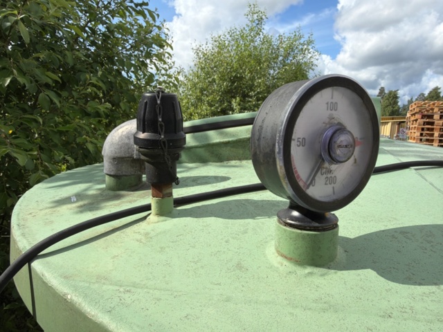 1541489-7 Dieseltank, dubbelmantlad, 2000 liter