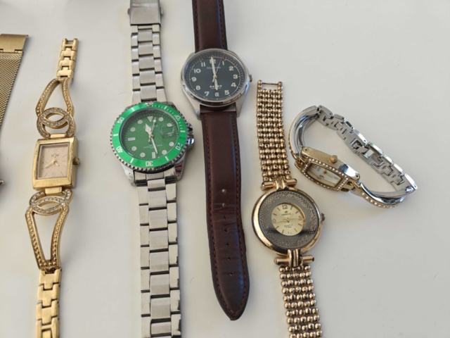 1400749-3 Diverse armbandsur och accessoarer