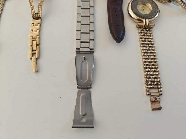 1400749-4 Diverse armbandsur och accessoarer