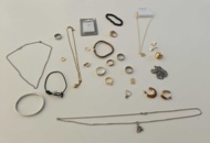 1400750 Smycken i blandade material