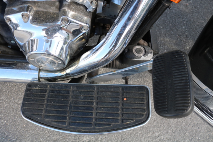 1514972-19 Harley-Davidson Road King 1.4 Twin Cam 88. 2005