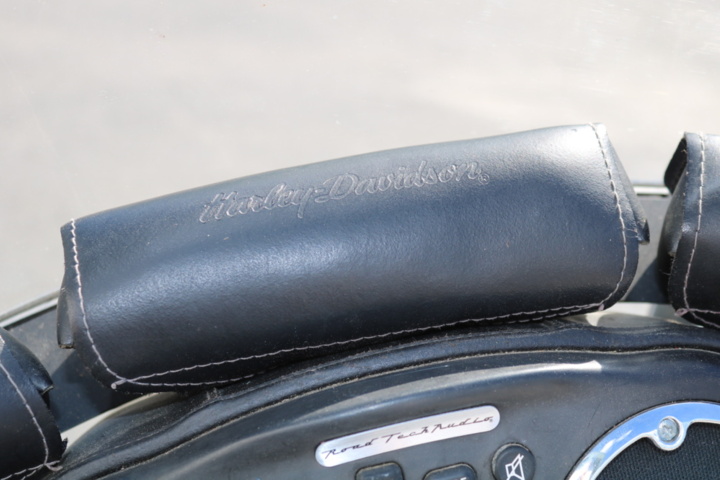 1514972-53 Harley-Davidson Road King 1.4 Twin Cam 88. 2005