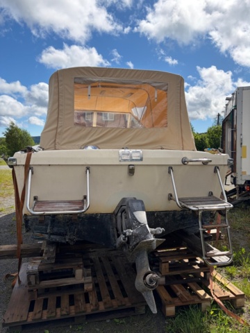 1529855-4 Boat with canopy – Ockelbo DC 21