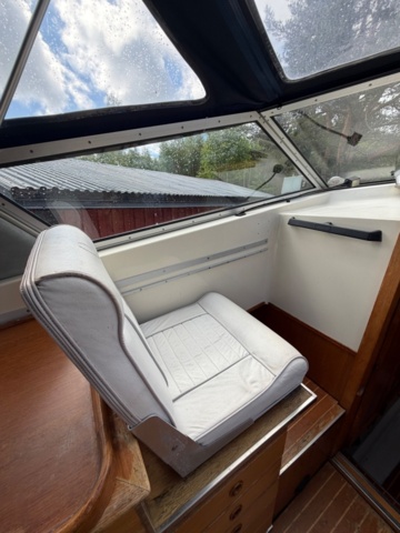 1529857-19 Day cruiser Concorde 900