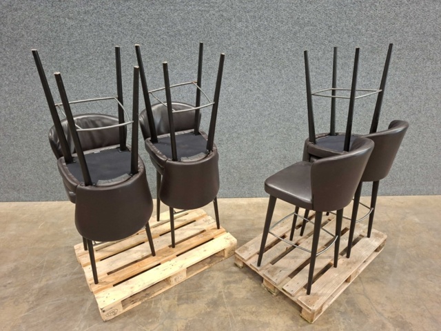 1541343-14 7 pcs Bar stools Minotti