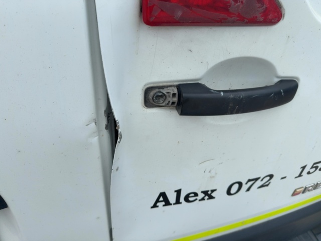 1541553-11 Renault Master 3.5 T 2.3 dCi -2014