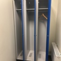 1539946-5 Klädskåp / Omklädningsskåp