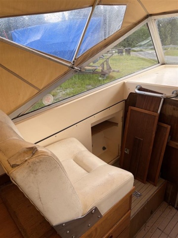 1529855-11 Boat with canopy – Ockelbo DC 21