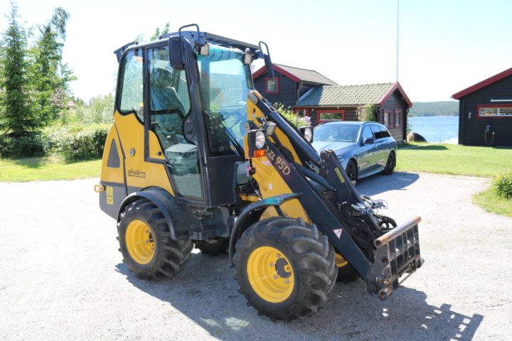 1514984-4 Hjullastare Abelco ZL95D med redskap. 2015