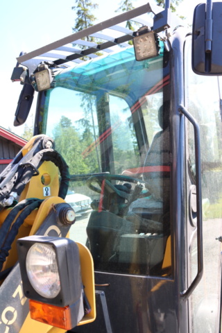 1514984-28 Hjullastare Abelco ZL95D med redskap. 2015