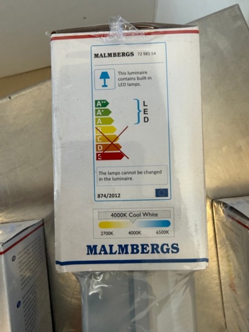 1352277-2 3 st nya ledarmaturer Malmbergs Triton