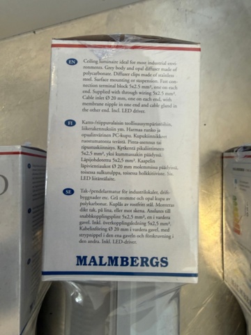 1352277-4 3 st nya ledarmaturer Malmbergs Triton