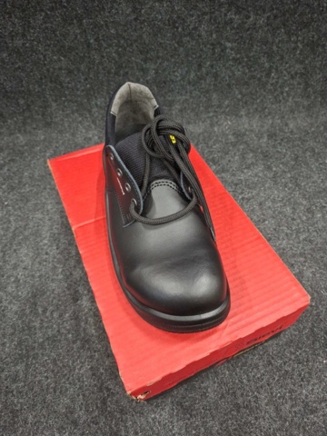 1542061-3 Safety shoes Sievi Auto XL S2, Size 39