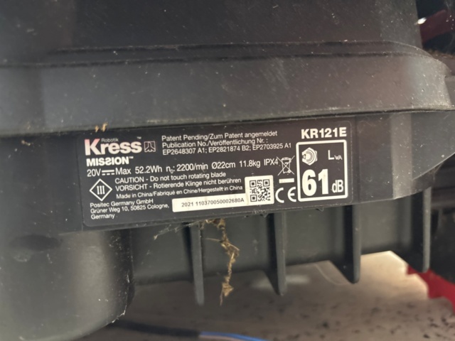 1368679-14 Robotgräsklippare 2 st med laddstation - Kress KR121E / KR101E