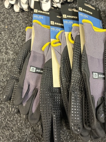 1542352-5 35 pcs Work gloves Tegera & Balance, Size 7