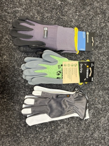 1542352-10 35 pcs Work gloves Tegera & Balance, Size 7