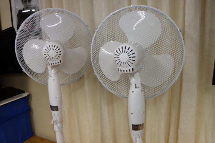 1296025-5 2 ceiling fans